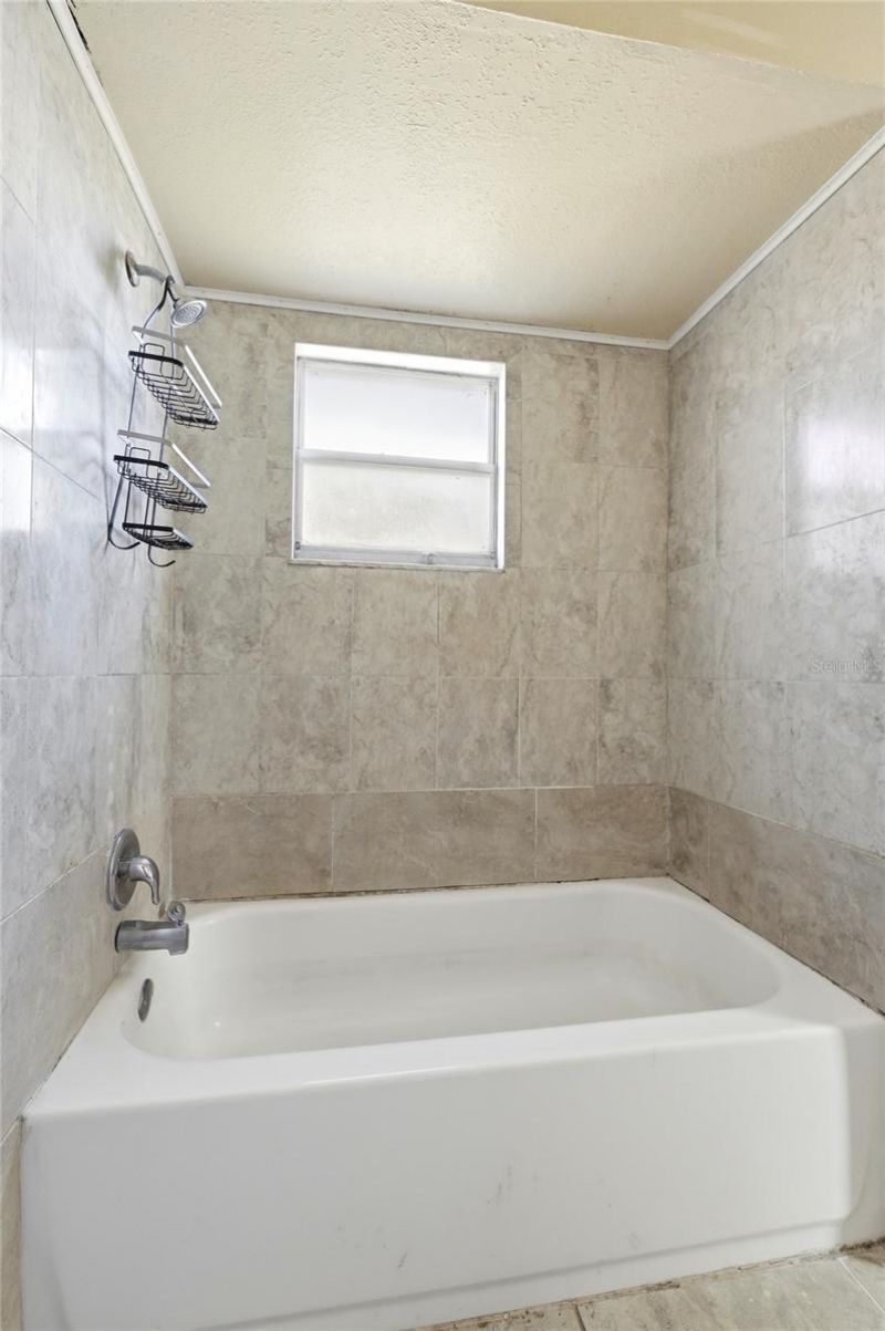 2300 Cannon Terrace Nw, Unit A,B,C,D,E,, Winter Haven, FL 33881 Photo