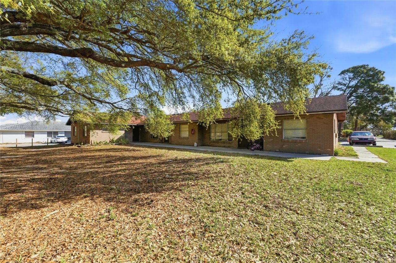 2300 Cannon Terrace Nw, Unit A,B,C,D,E,, Winter Haven, FL 33881 Photo