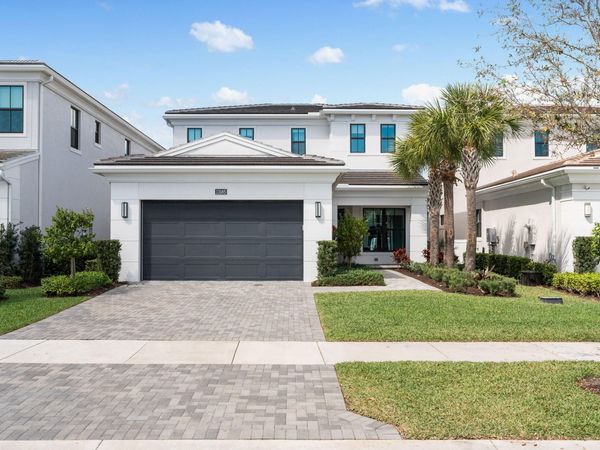 13185 Faberge Place, Palm Beach Gardens, FL 33418