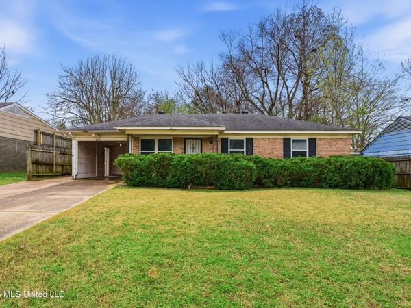 2715 Meadowbrook Drive, Horn Lake, MS 38637