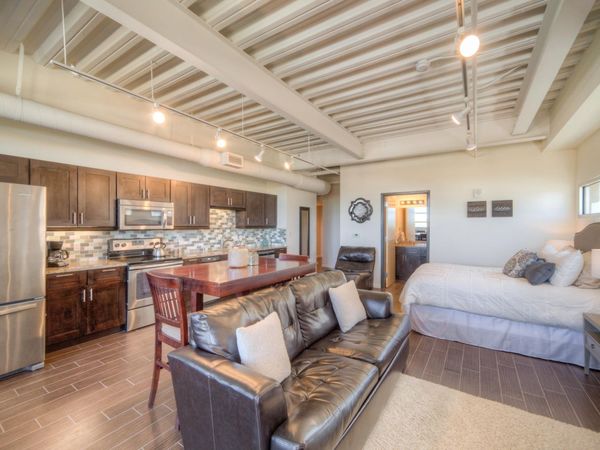 524 Central Avenue SW, UNIT 607, Albuquerque, NM 87102