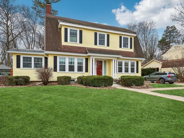 2220 Knapp Street, Ames, IA 50014