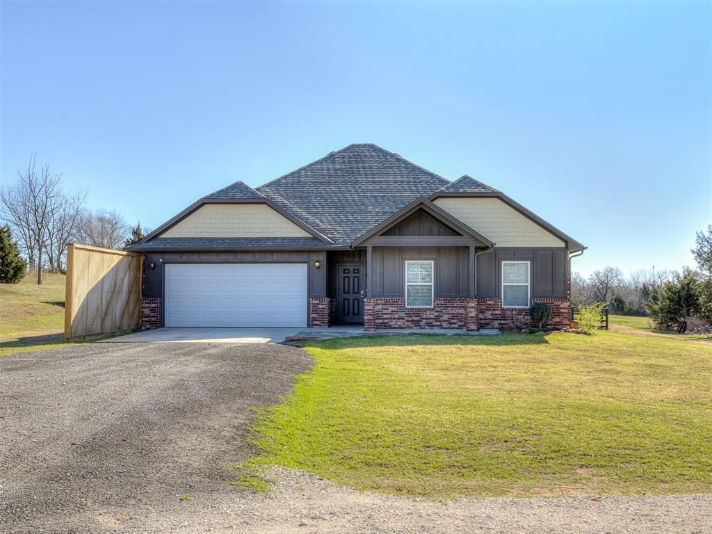 1350 N Kelley Avenue, Guthrie, OK 73044 Main Photo