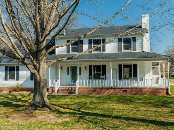 1033 Everett Dr, Smyrna, TN 37167