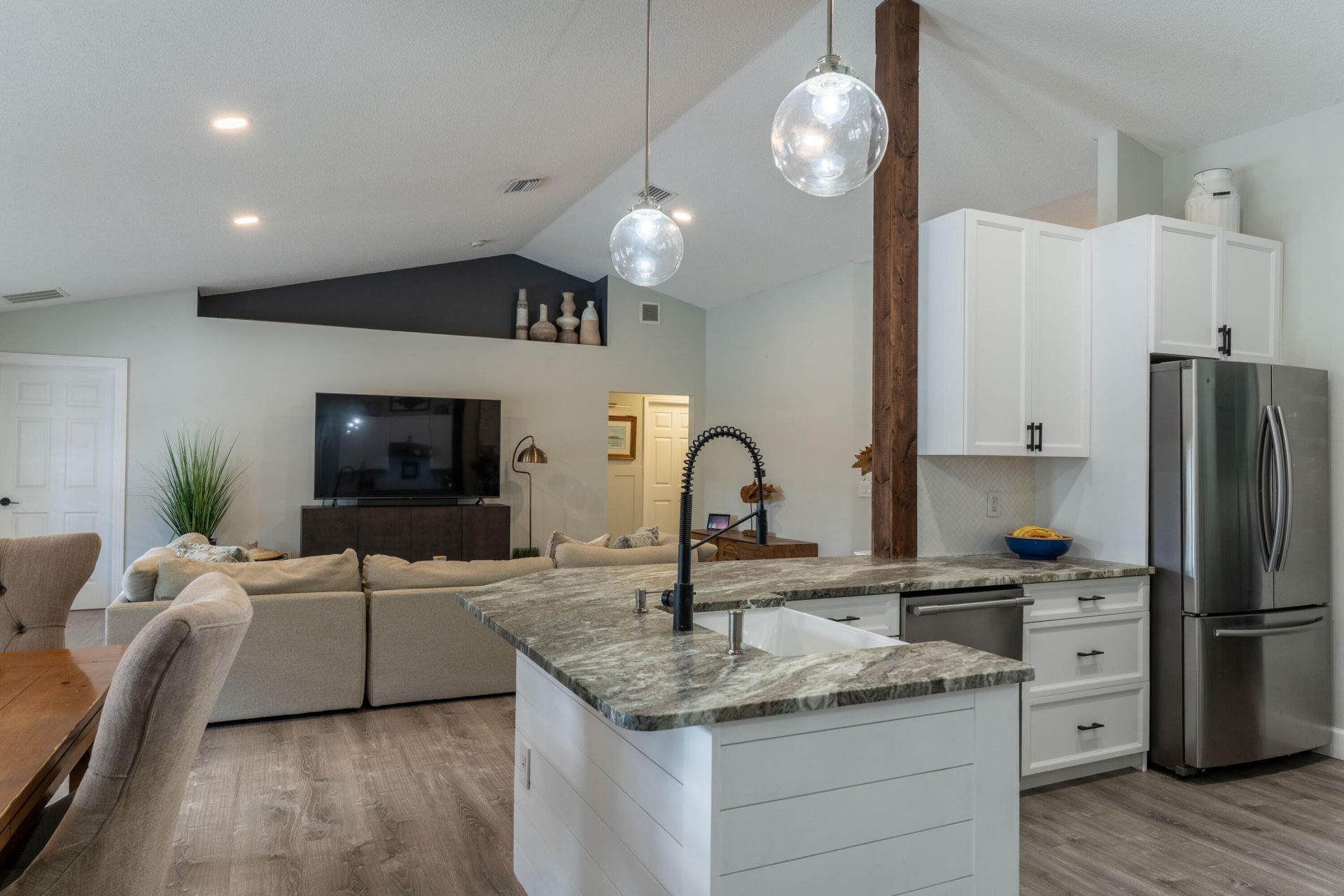 2118 SE Broward Terrace, Port Saint Lucie, FL 34952 Photo