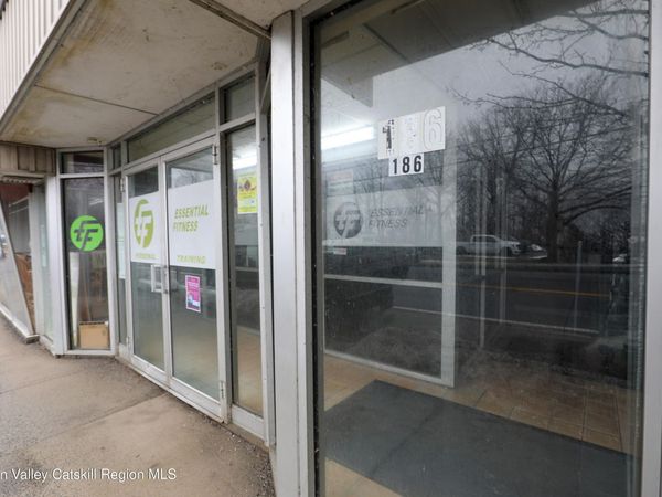 184-186 Broadway , Unit 2d, Port Ewen, NY 12466