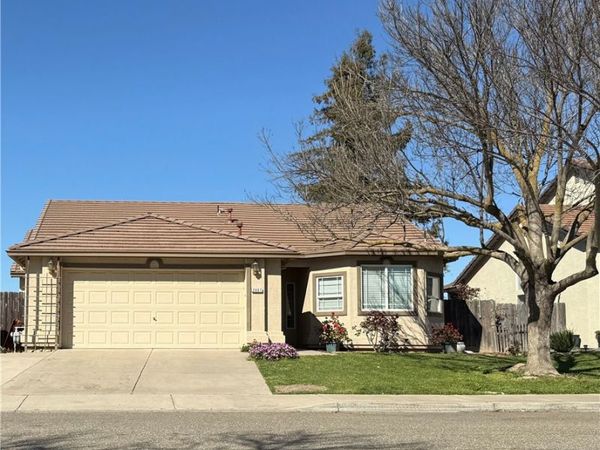 2887 Evergreen Court, Livingston, CA 95334