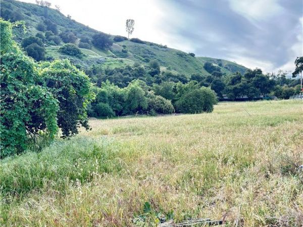 0 San Martinez Road, Val Verde, CA 91384