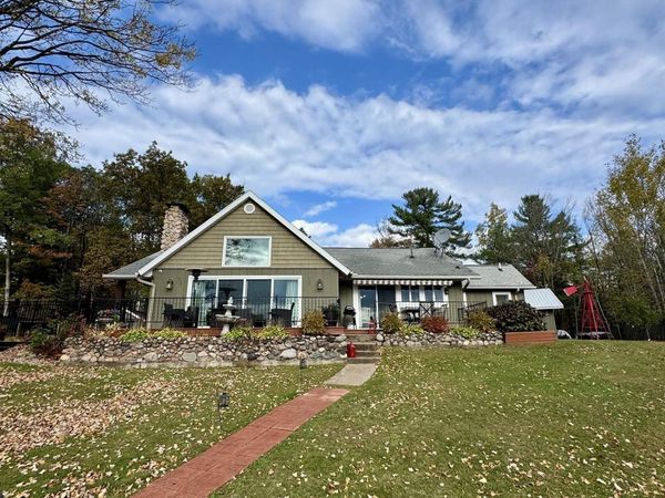 828 N Horseshoe Lake Drive, Forsyth Twp, MI 49841