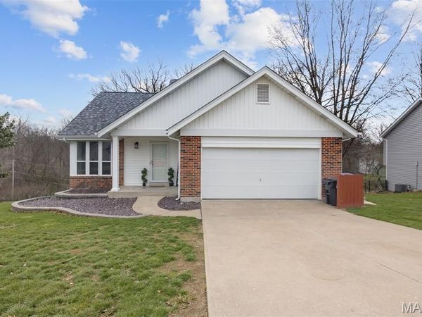 302 Birmingham Drive, O'Fallon, MO 63366