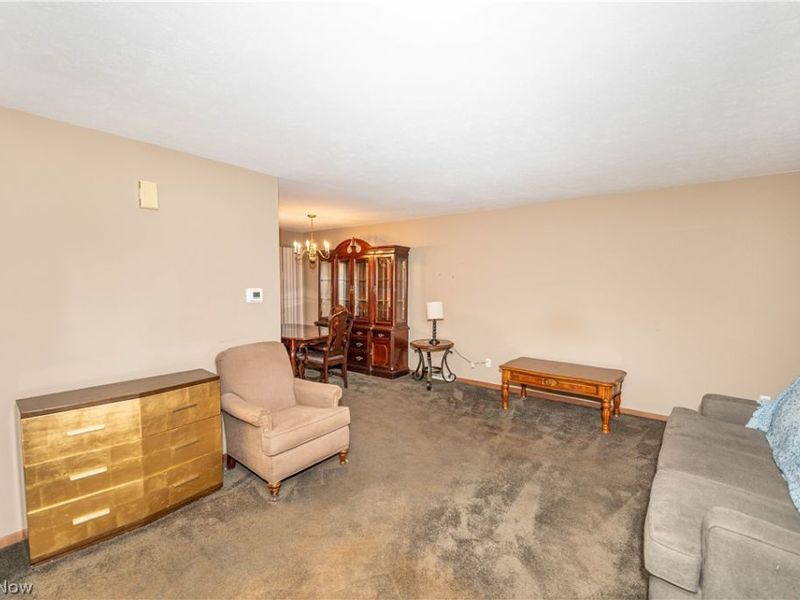 33072 Edward Avenue, Eastlake, OH 44095 Photo 2