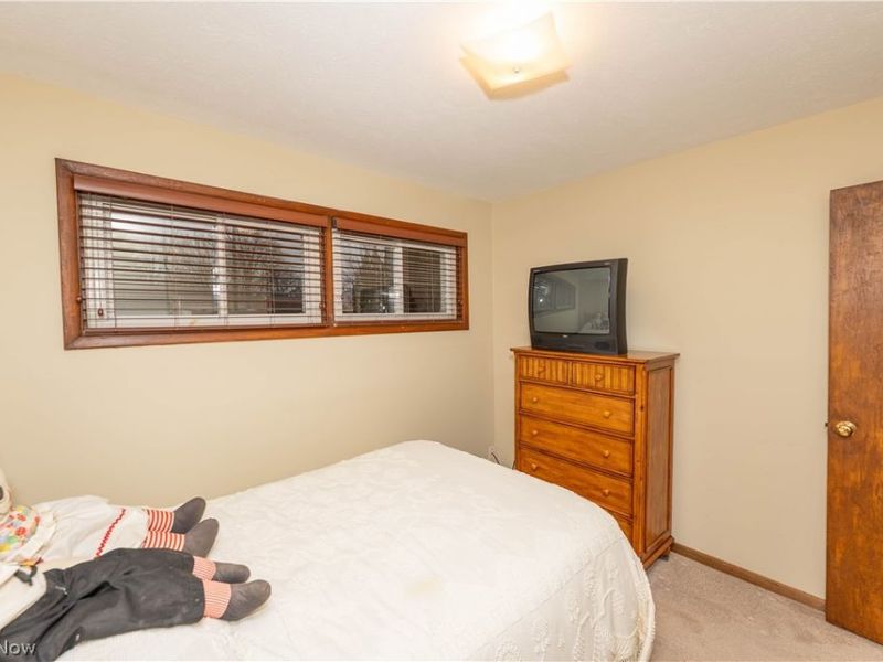 33072 Edward Avenue, Eastlake, OH 44095 Photo 23