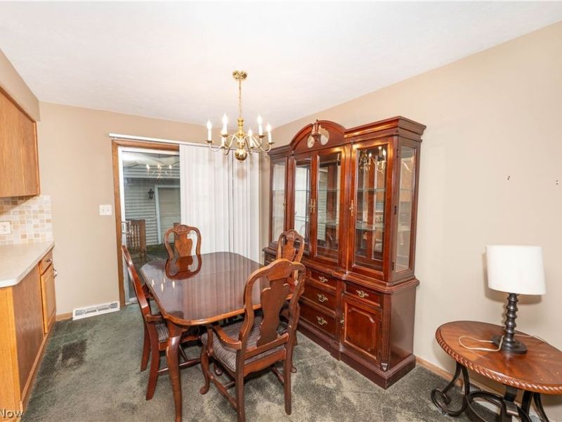 33072 Edward Avenue, Eastlake, OH 44095 Photo 5