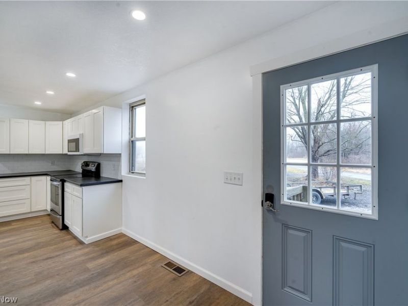 208 State Route 14, North Benton, OH 44449 Photo 3