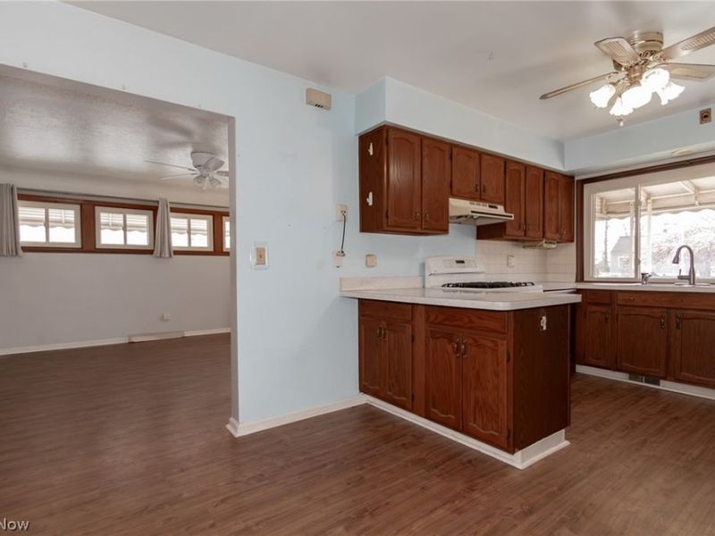 34233 Beach Park Avenue, Eastlake, OH 44095 Photo 33