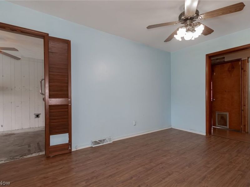 34233 Beach Park Avenue, Eastlake, OH 44095 Photo 34