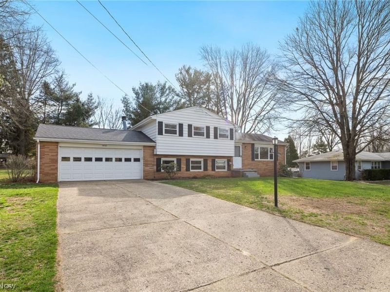 3890 Grace Drive, Kent, OH 44240 Photo 4