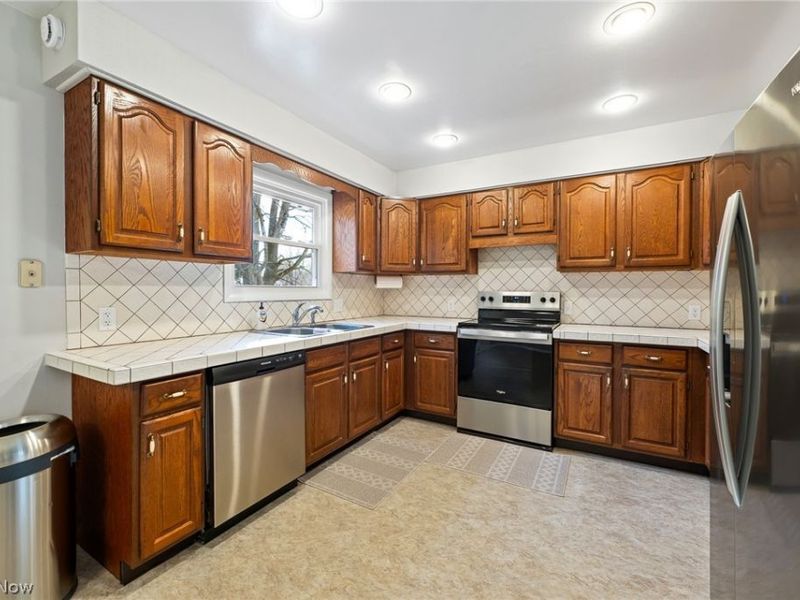 3890 Grace Drive, Kent, OH 44240 Photo 7