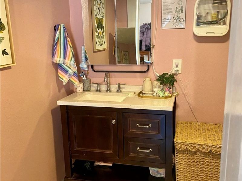 38 Pleasant Street, Wakeman, OH 44889 Photo 11