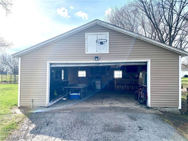 38 Pleasant Street, Wakeman, OH 44889 Photo 19