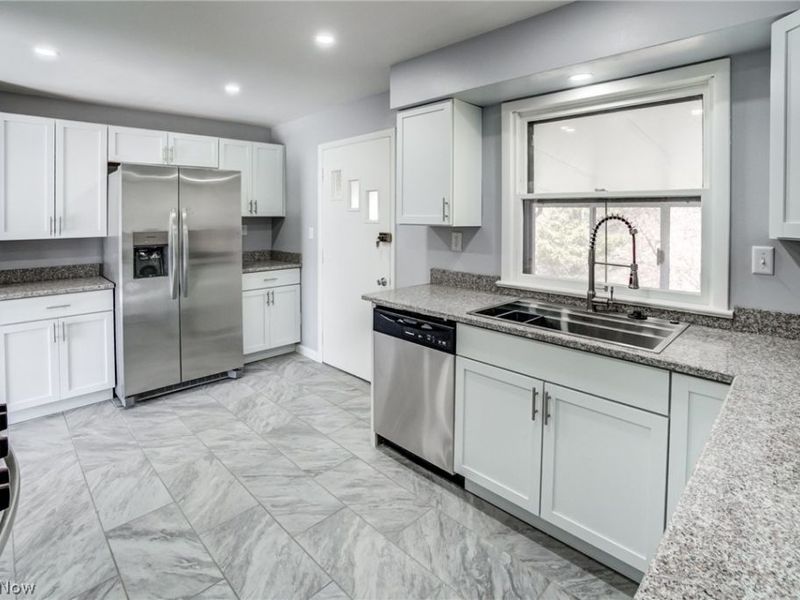 19411 Marvin Road, Warrensville Heights, OH 44128 Photo 15