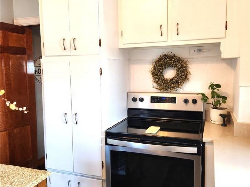 1347 Hawthorne Avenue, Lorain, OH 44052 Photo 16