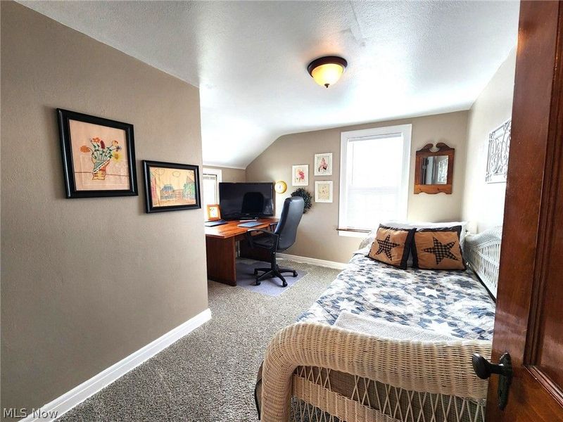 1347 Hawthorne Avenue, Lorain, OH 44052 Photo 30