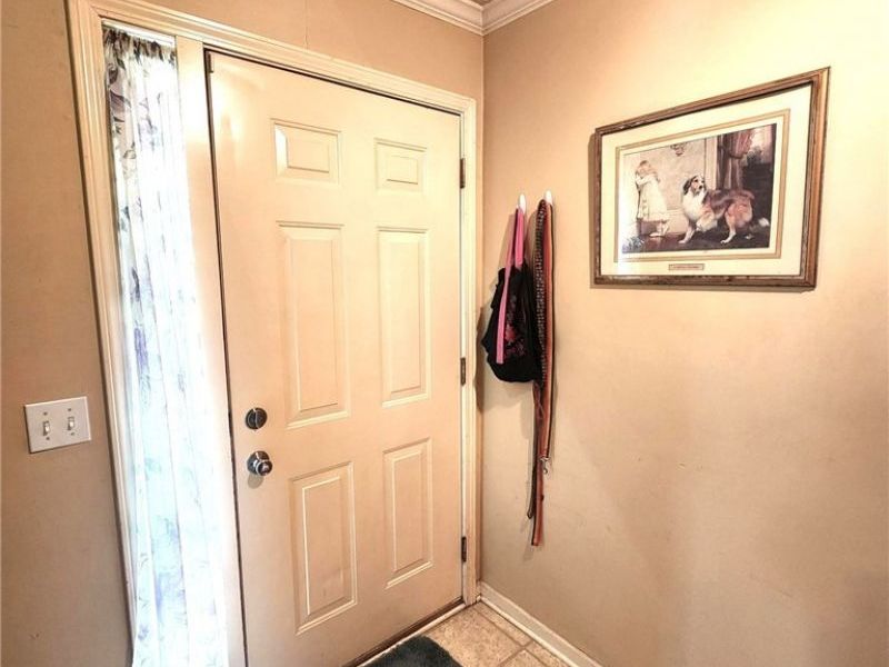 106 Meander Lane, Elyria, OH 44035 Photo 4