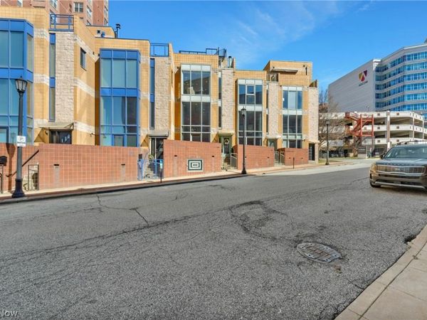 1407 W 10th Street, Cleveland, OH 44113