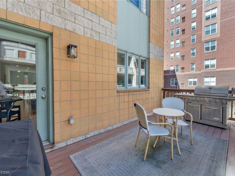 1407 W 10th Street, Cleveland, OH 44113 Photo 17