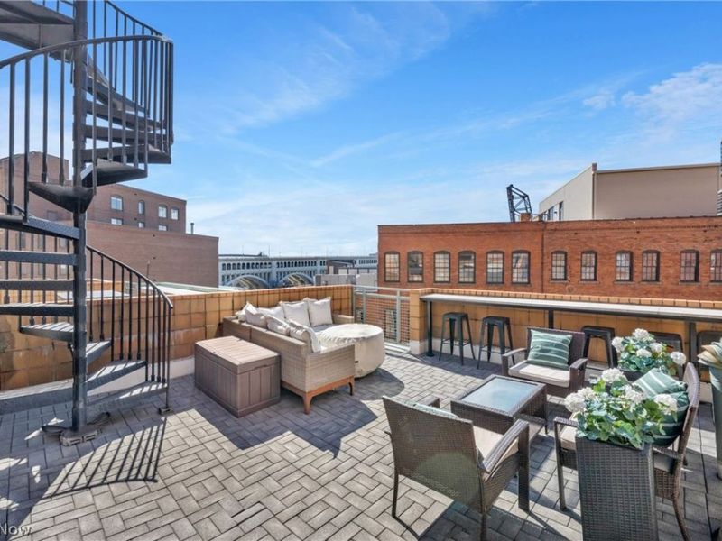 1407 W 10th Street, Cleveland, OH 44113 Photo 33