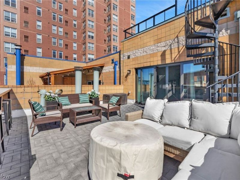 1407 W 10th Street, Cleveland, OH 44113 Photo 34