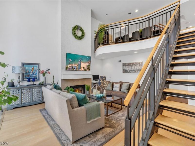 1407 W 10th Street, Cleveland, OH 44113 Photo 4