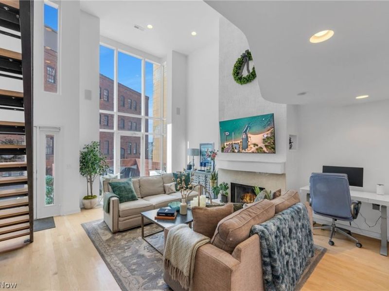 1407 W 10th Street, Cleveland, OH 44113 Photo 5