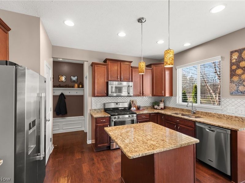 11549 Reserve Way, Columbia Station, OH 44028 Photo 10