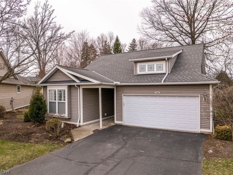 2414 Worthington Place, Avon, OH 44011 Photo 2