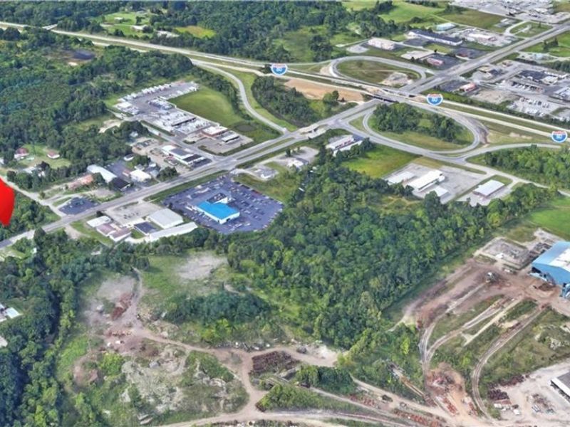 1029 N Main Street, Hubbard, OH 44425 Photo 2