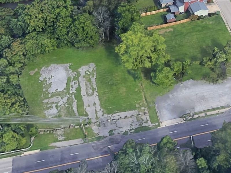 1029 N Main Street, Hubbard, OH 44425 Photo 4