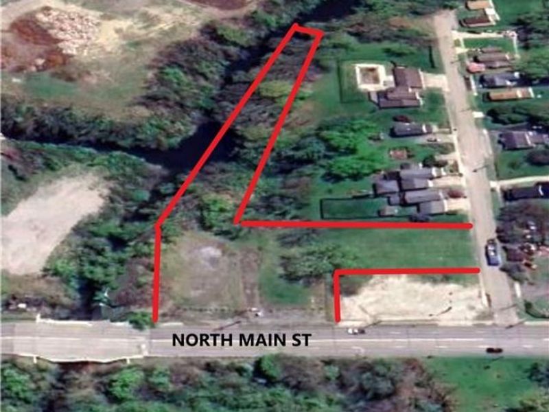 1029 N Main Street, Hubbard, OH 44425 Photo 3