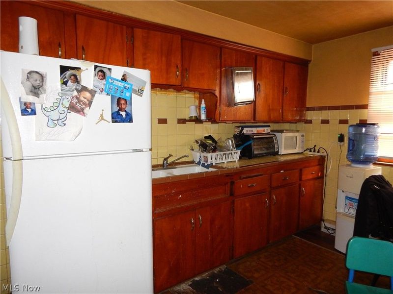 3045 Livingston Road, Cleveland, OH 44120 Photo 18