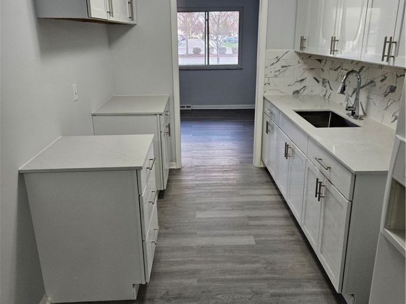 25600 Country Club Boulevard, Unit 12, North Olmsted, OH 44070 Photo 15