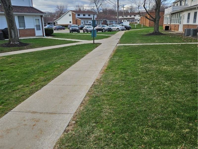 25600 Country Club Boulevard, Unit 12, North Olmsted, OH 44070 Photo 3