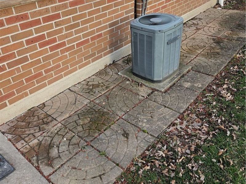 25600 Country Club Boulevard, Unit 12, North Olmsted, OH 44070 Photo 5