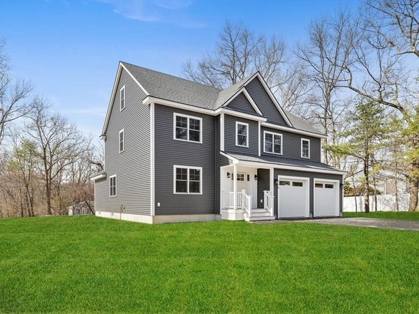 86 Adams Road, Tewksbury, MA 01876