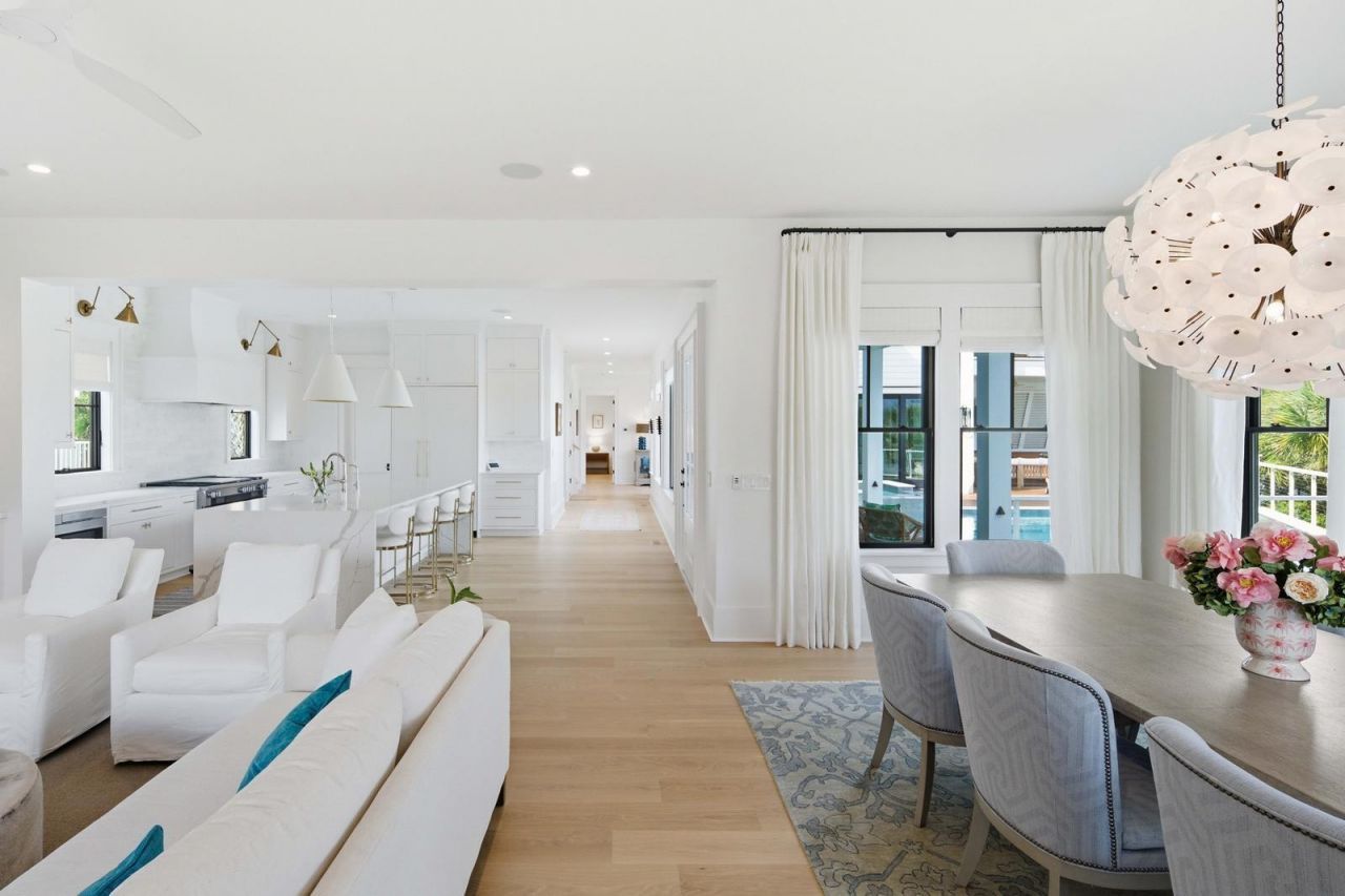 125 Charleston Boulevard Photo 20