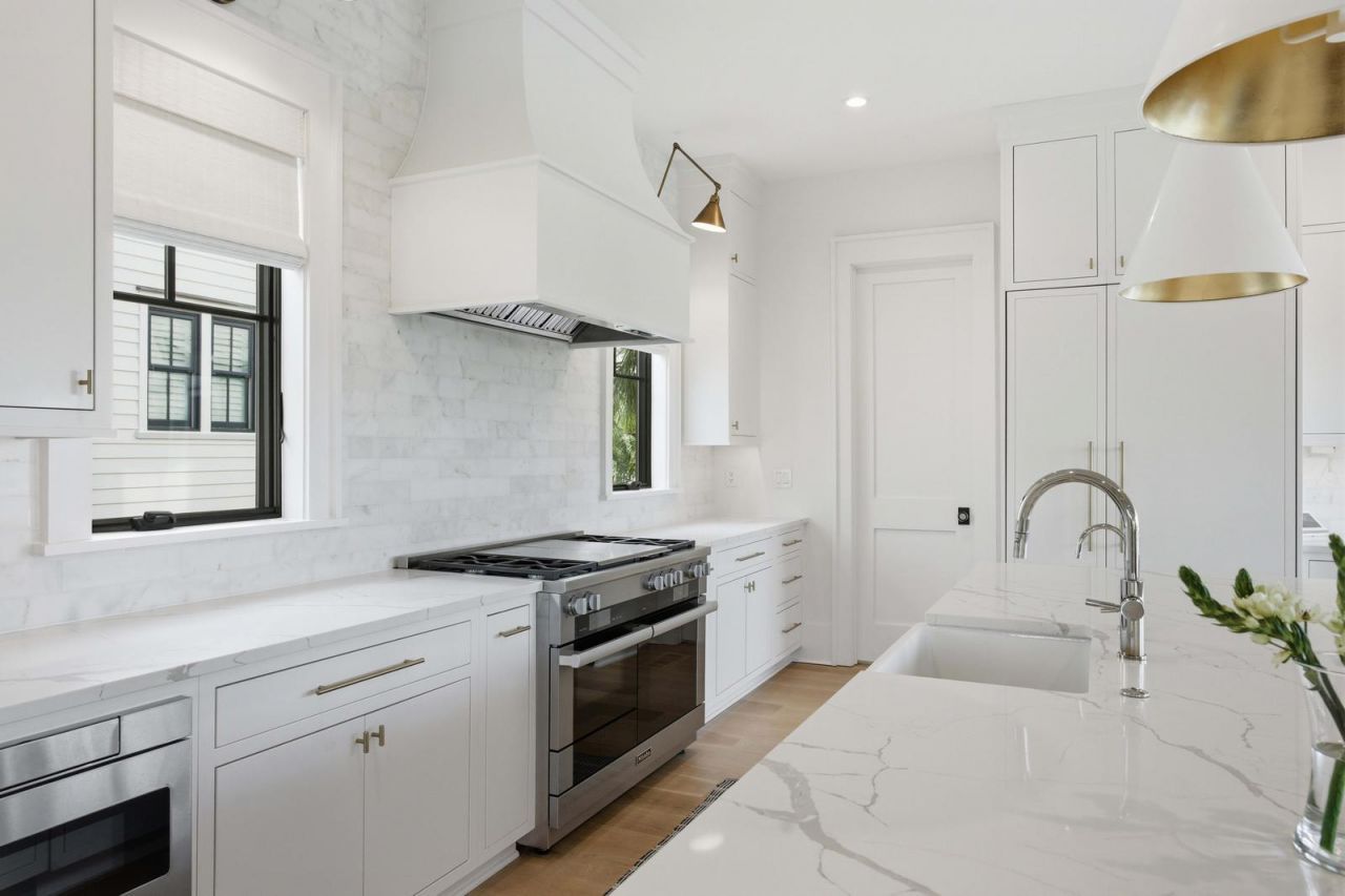 125 Charleston Boulevard Photo 22