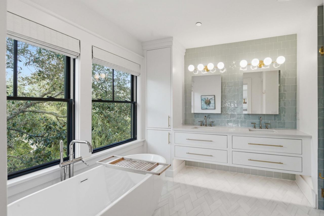 125 Charleston Boulevard Photo 55