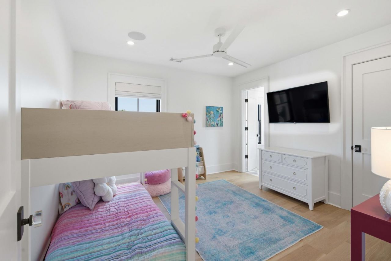 125 Charleston Boulevard Photo 67