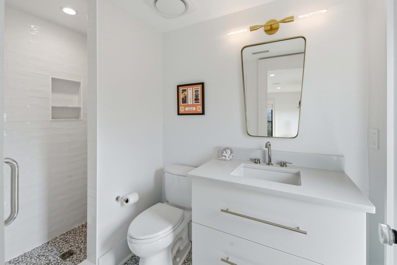 125 Charleston Boulevard Photo 79