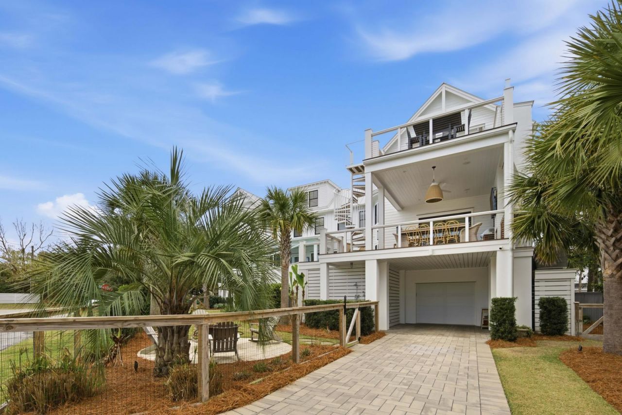 125 Charleston Boulevard Photo 92